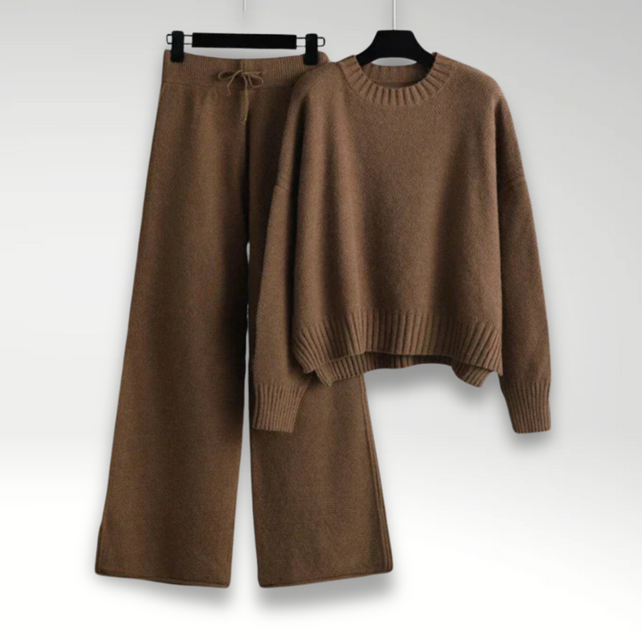 Deborah | Elegant Knitwear Duo