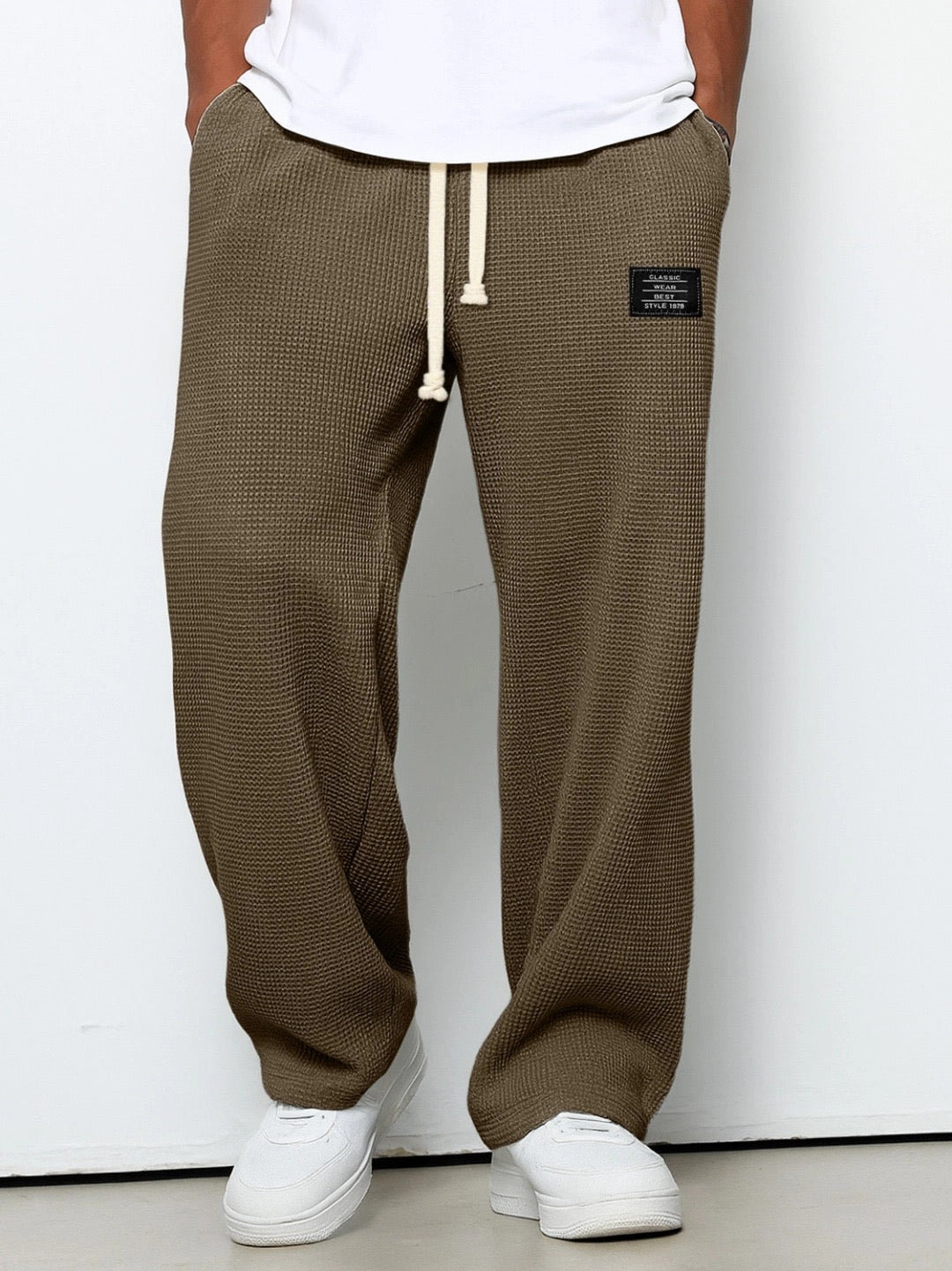 Arlo Men’s Pants with a Comfortable Cut
