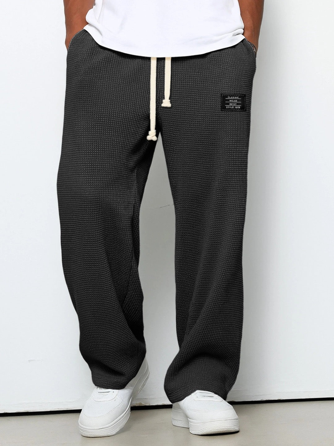 Arlo Men’s Pants with a Comfortable Cut