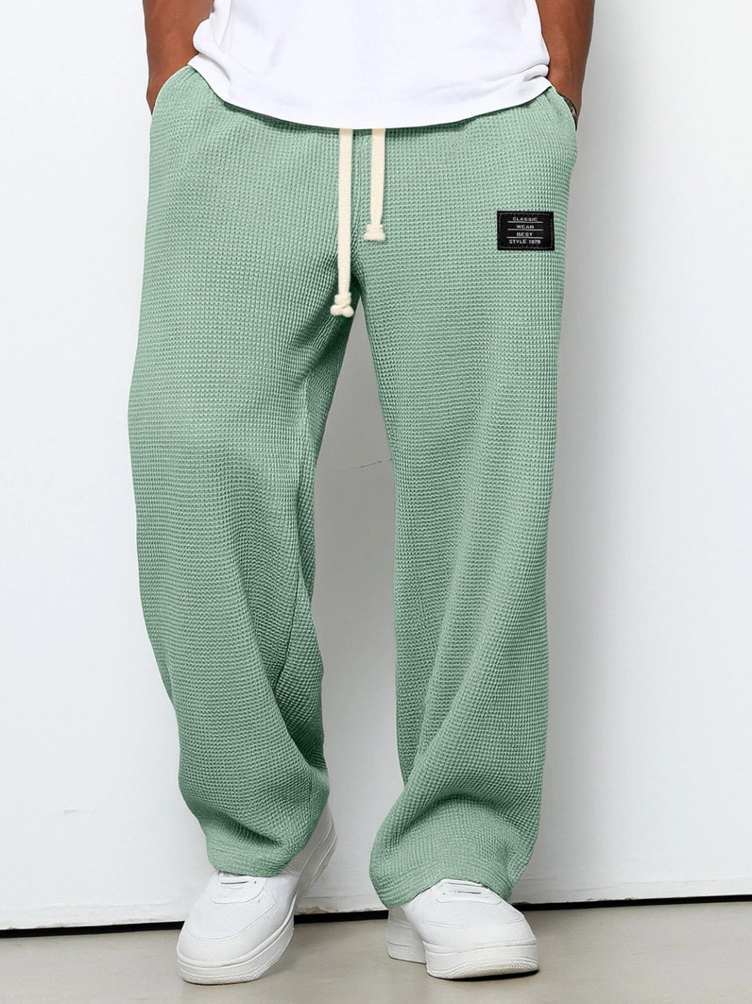 Arlo Men’s Pants with a Comfortable Cut