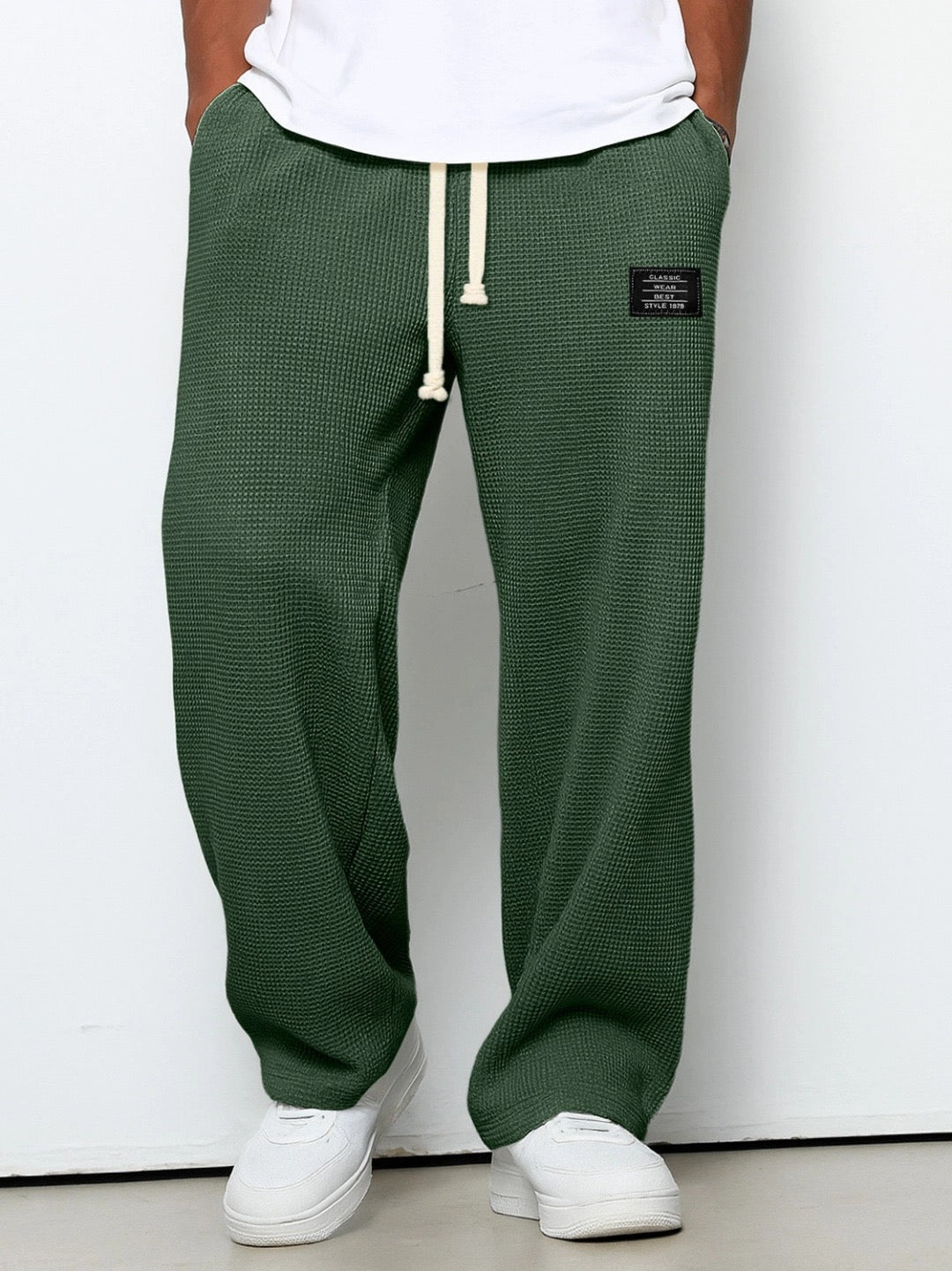 Arlo Men’s Pants with a Comfortable Cut